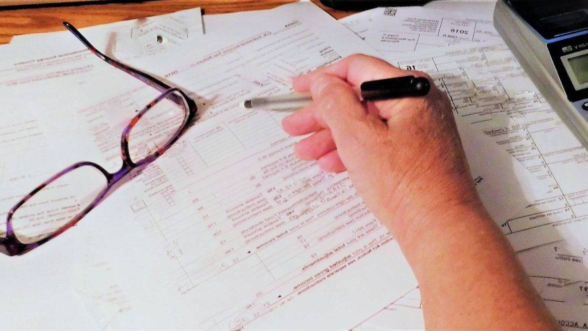 Податкові новації: відновлення перевірок, реєстрації податкових накладних і сплати податків